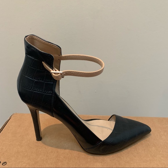 ⭐️ Zara Genuine Leather Croc Pumps - Picture 10 of 10